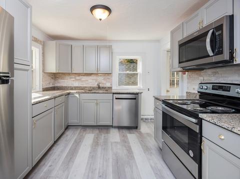 32 Oliver St, Athol, MA 01331 photo 4