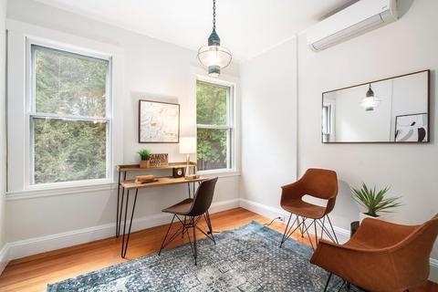 10 Claflin Rd #3, Brookline, MA 02445 photo 9
