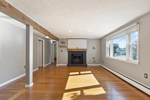 28 Everett St, Lynn, MA 01904 photo 9