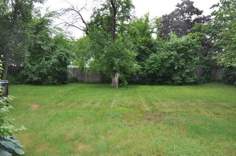 16 Hicks St, Springfield, MA 01104 photo 2