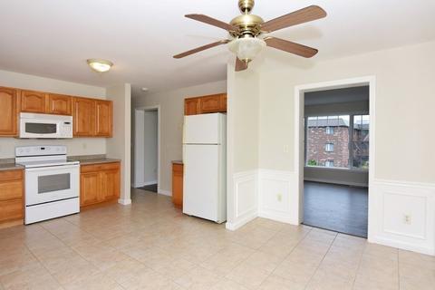 666 Franklin St, Worcester, MA 01604 photo 8