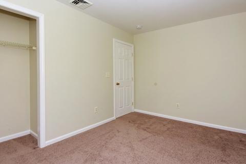 666 Franklin St, Worcester, MA 01604 photo 23