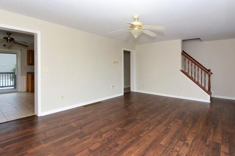 666 Franklin St, Worcester, MA 01604 photo 5