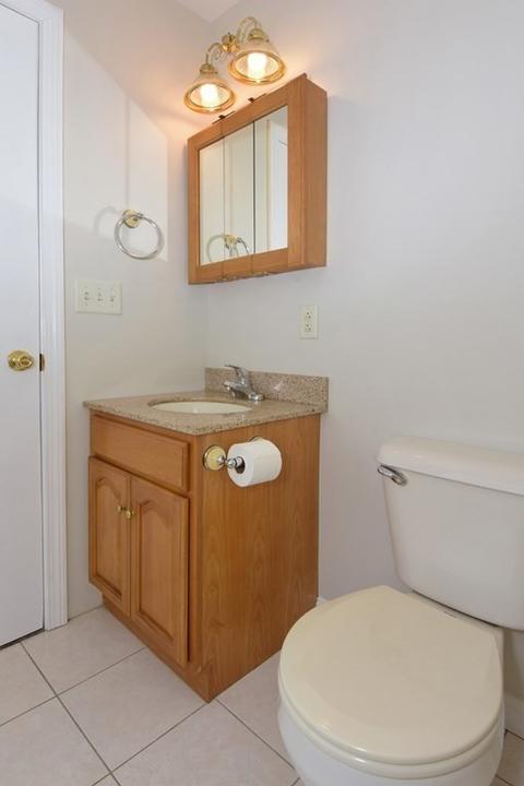 666 Franklin St, Worcester, MA 01604 photo 11