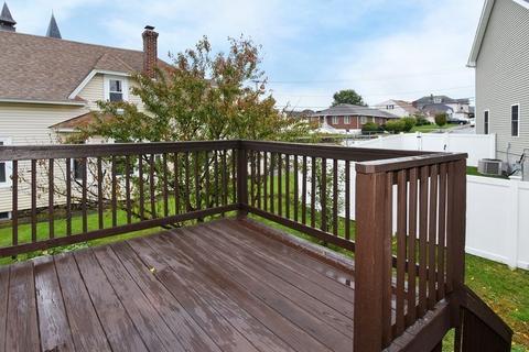 666 Franklin St, Worcester, MA 01604 photo 30