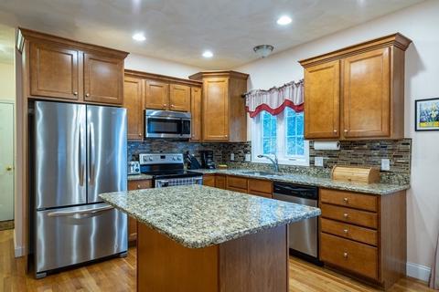 8 W Ledge Rd, Clinton, MA 01510 photo 3