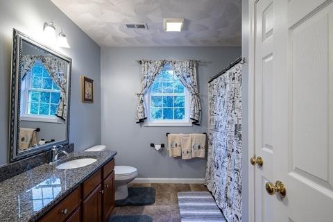8 W Ledge Rd, Clinton, MA 01510 photo 11