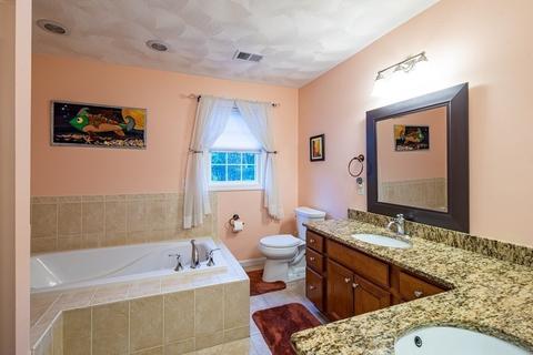 8 W Ledge Rd, Clinton, MA 01510 photo 9