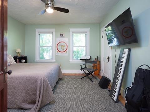30 Trahan Ave, Worcester, MA 01604 photo 33