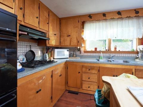 30 Trahan Ave, Worcester, MA 01604 photo 7