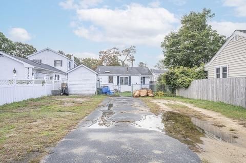 9 Swift Ave, Wareham, MA 02571 photo 5