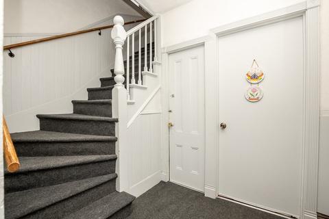 32 30 Dickinson St, Fall River, MA 02721 photo 36
