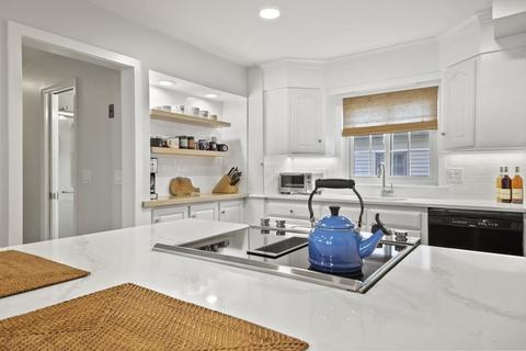 25 Prospect St, Reading, MA 01867 photo 10