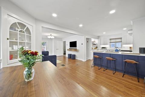 25 Prospect St, Reading, MA 01867 photo 1