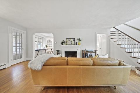 25 Prospect St, Reading, MA 01867 photo 14