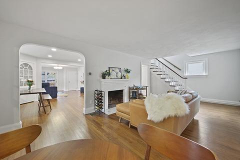 25 Prospect St, Reading, MA 01867 photo 11
