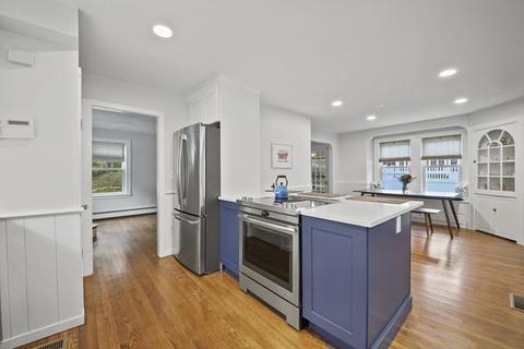 25 Prospect St, Reading, MA 01867 photo 9