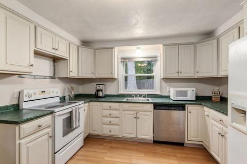 17 Claridge Dr, Worcester, MA 01602 photo 8