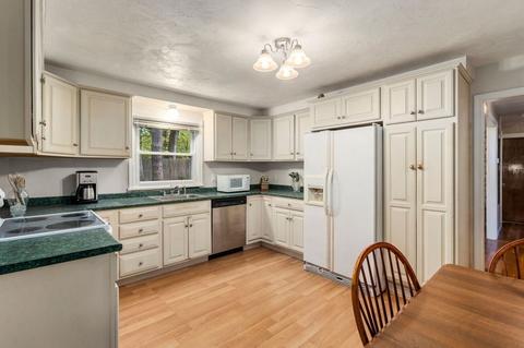 17 Claridge Dr, Worcester, MA 01602 photo 9