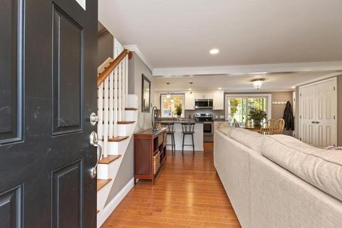 16 Wright St, North Reading, MA 01864 photo 5