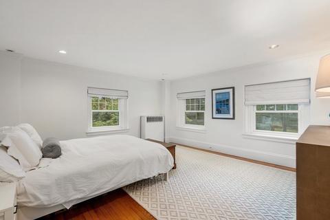 11 Hillside Rd, Wellesley, MA 02481 photo 18