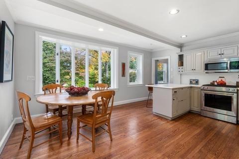 11 Hillside Rd, Wellesley, MA 02481 photo 9