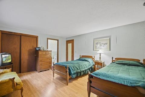 162 Cedric Rd, Barnstable, MA 02632 photo 18