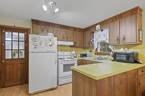 162 Cedric Rd, Barnstable, MA 02632 photo 10