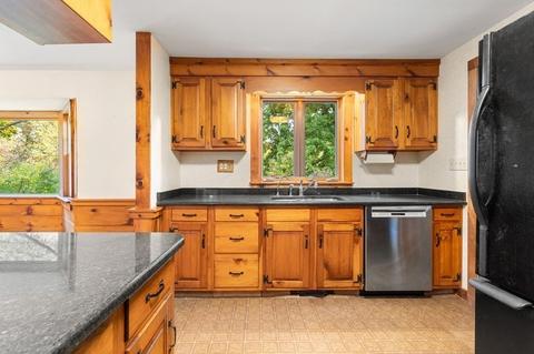 517 Forest St, Dunstable, MA 01827 photo 10