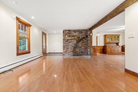 517 Forest St, Dunstable, MA 01827 photo 7