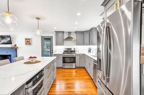 18 Chadwick St, Acton, MA 01720 photo 5