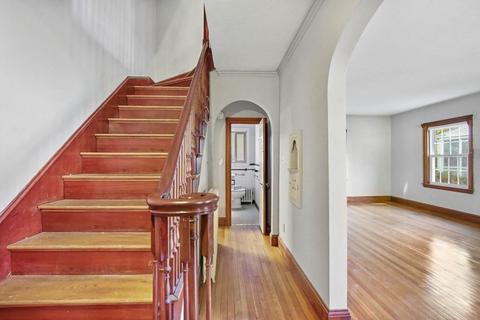 32 S Flagg St, Worcester, MA 01602 photo 7
