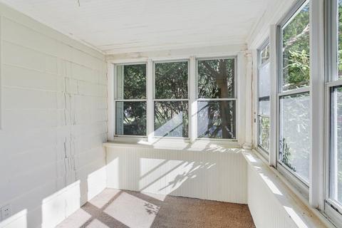 32 S Flagg St, Worcester, MA 01602 photo 18