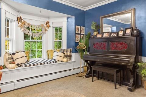 4 Braman St, Danvers, MA 01923 photo 6