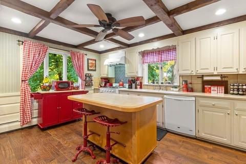 4 Braman St, Danvers, MA 01923 photo 32
