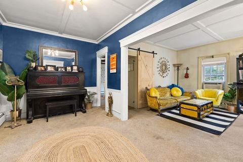 4 Braman St, Danvers, MA 01923 photo 7