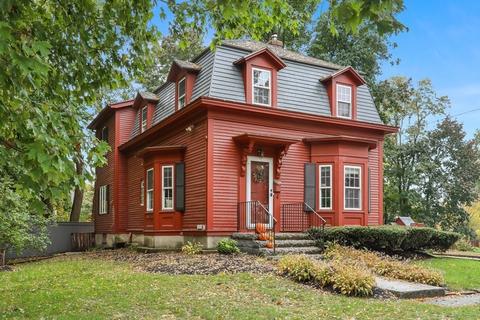 4 Braman St, Danvers, MA 01923 photo 2