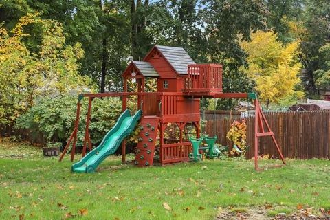 4 Braman St, Danvers, MA 01923 photo 36