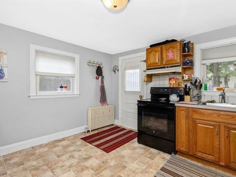 40 Bayard St, Dedham, MA 02026 photo 6