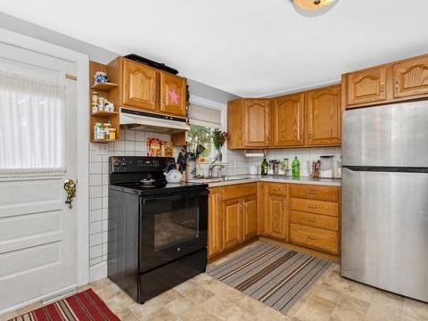 40 Bayard St, Dedham, MA 02026 photo 5