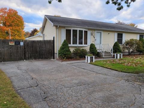 246 Lamont, Springfield, MA 01119 photo 3