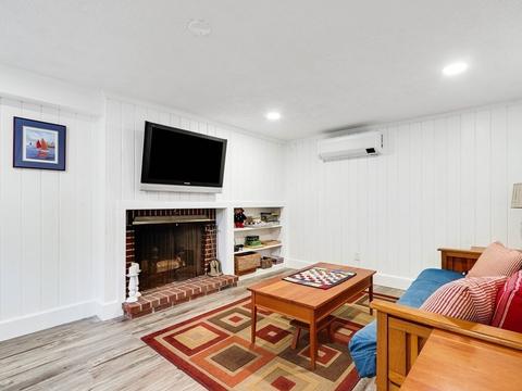 20 Meadow Ln, Needham, MA 02492 photo 31
