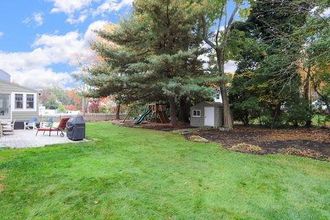 20 Meadow Ln, Needham, MA 02492 photo 37
