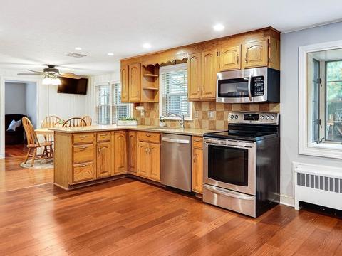20 Meadow Ln, Needham, MA 02492 photo 8