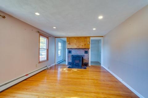 21 Franklin St, Reading, MA 01867 photo 7