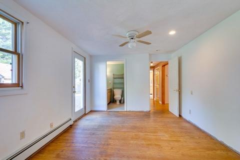 21 Franklin St, Reading, MA 01867 photo 9