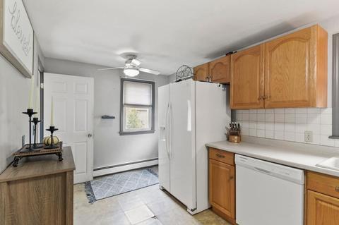 24 Beesley Ave, Chicopee, MA 01020 photo 12