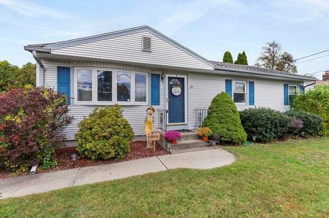 24 Beesley Ave, Chicopee, MA 01020 photo 4