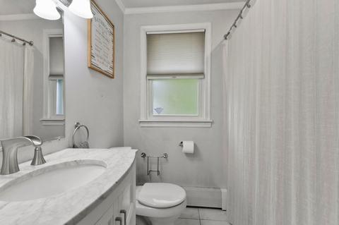 24 Beesley Ave, Chicopee, MA 01020 photo 18