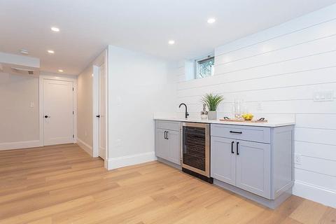 16 Thistle Ave, Milton, MA 02186 photo 40